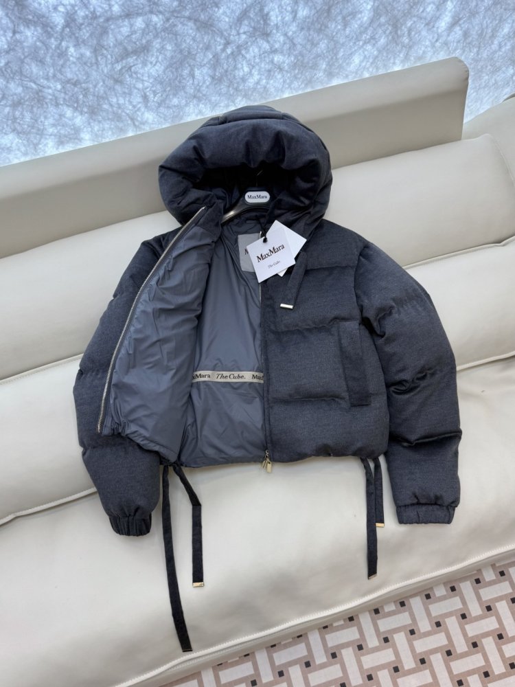 Короткая куртка пуховик с капюшоном фото 4