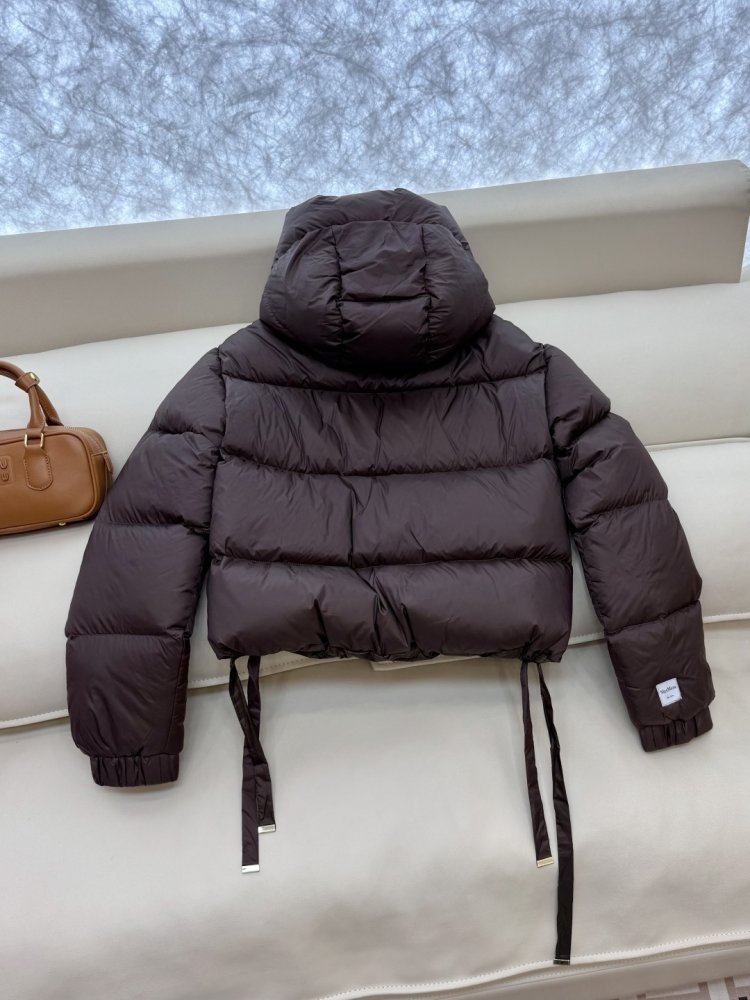 Короткая куртка пуховик с капюшоном фото 5
