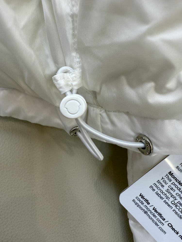 Короткая куртка пуховик с воротником стойкой фото 8