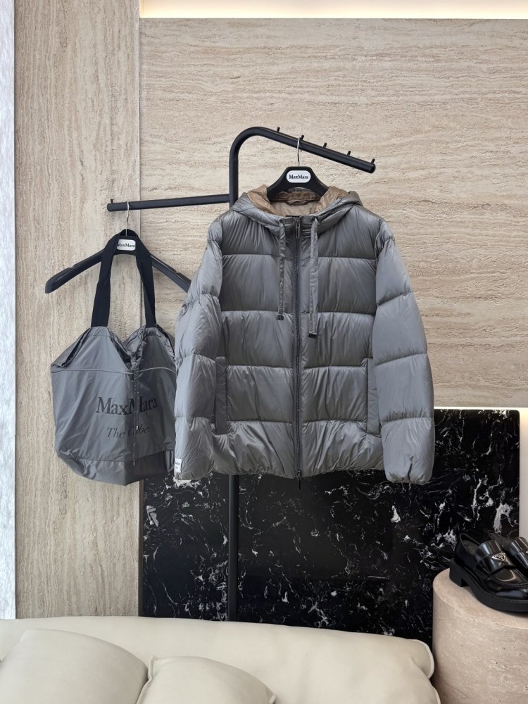 Короткая куртка пуховик женская