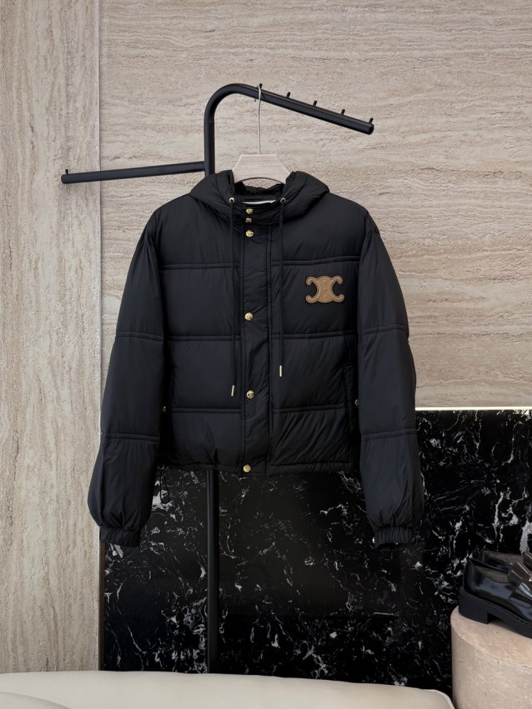 Коротка куртка пуховик