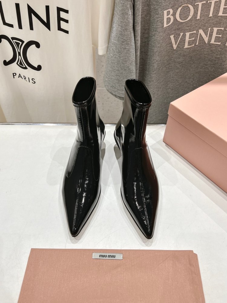 Short Pointed boots Chelsea women's фото 2