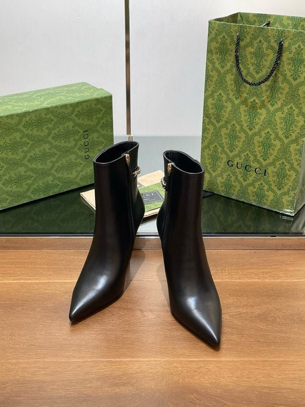 Короткие сапоги на высоком каблуке с пряжкой Horsebit фото 3