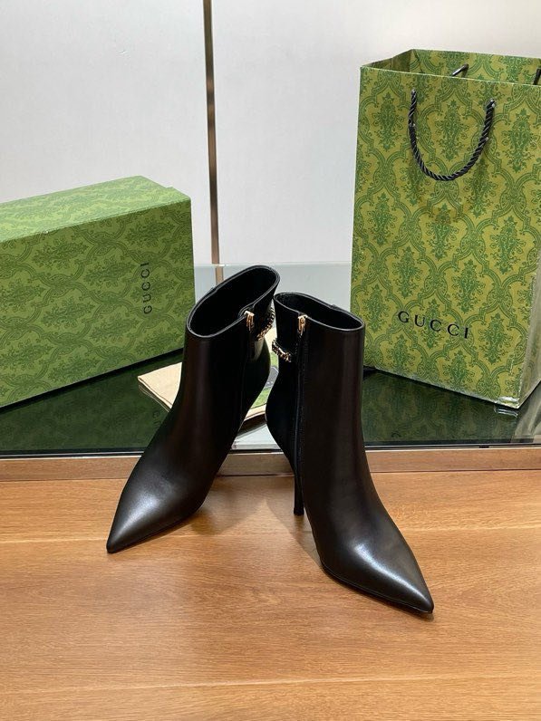 Короткие сапоги на высоком каблуке с пряжкой Horsebit фото 5