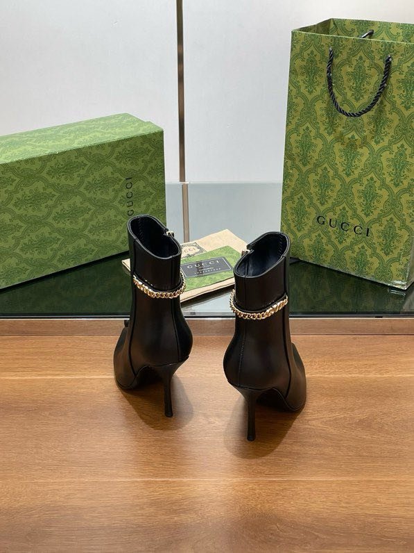 Короткие сапоги на высоком каблуке с пряжкой Horsebit фото 6