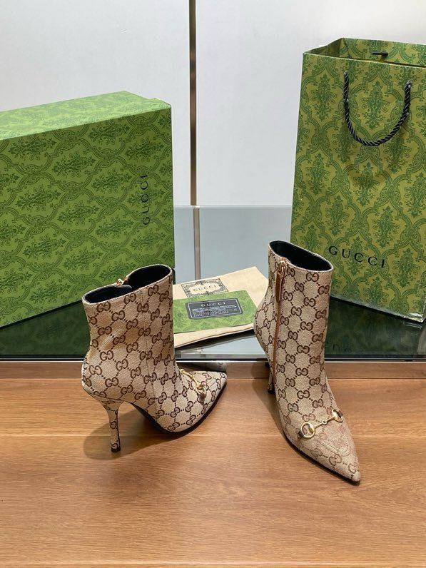 Короткие сапоги на высоком каблуке с пряжкой Horsebit фото 7