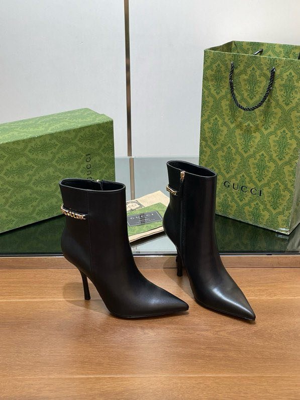 Короткие сапоги на высоком каблуке с пряжкой Horsebit фото 8