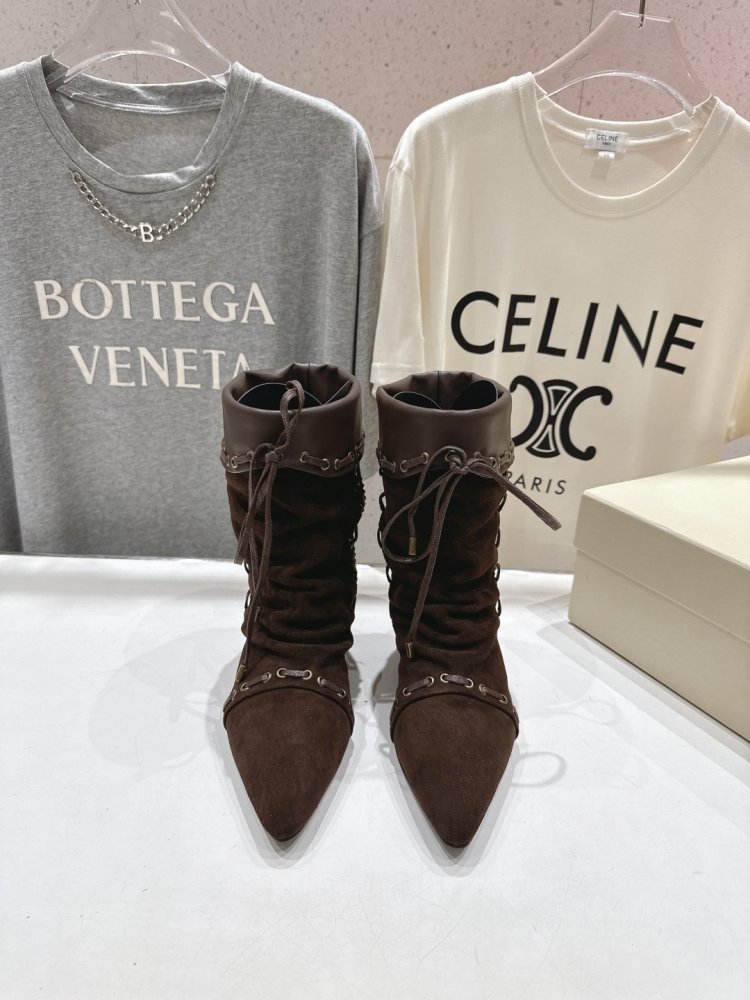 Короткие женские саопги со шнуровкой до середины голени фото 2