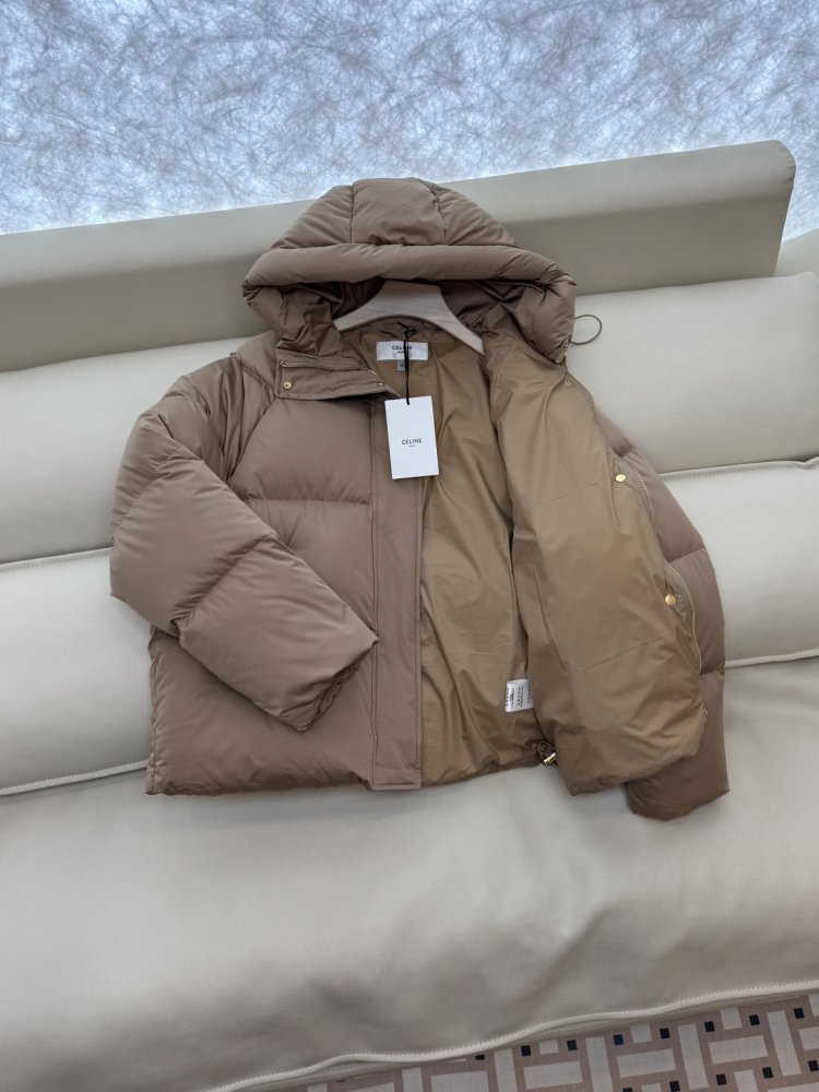 Короткий пуховик Celine с капюшоном фото 4