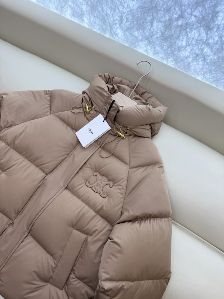 Короткий пуховик Celine с капюшоном фото 7