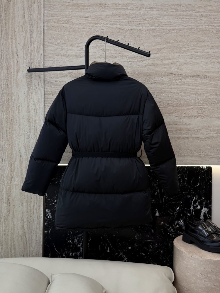 Короткий пуховик жіночий фото 2