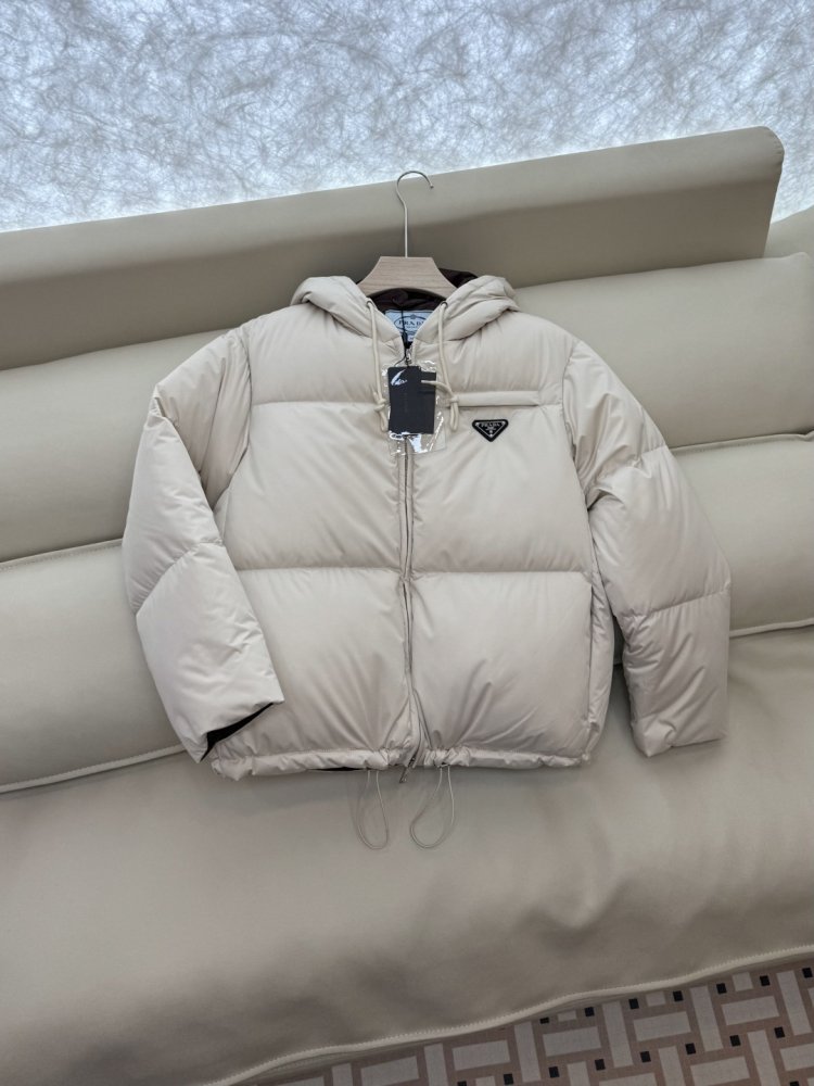 Короткий пуховик женский фото 3