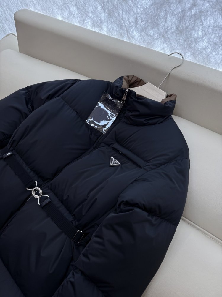 Короткий пуховик жіночий фото 7