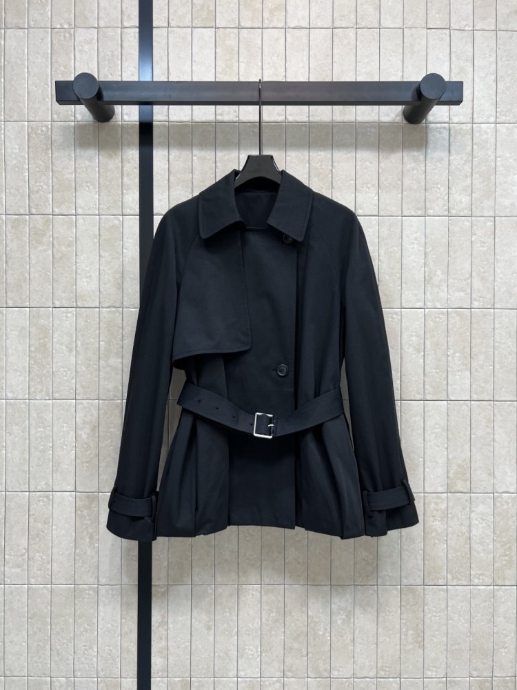 Короткий тренчкот жіночий