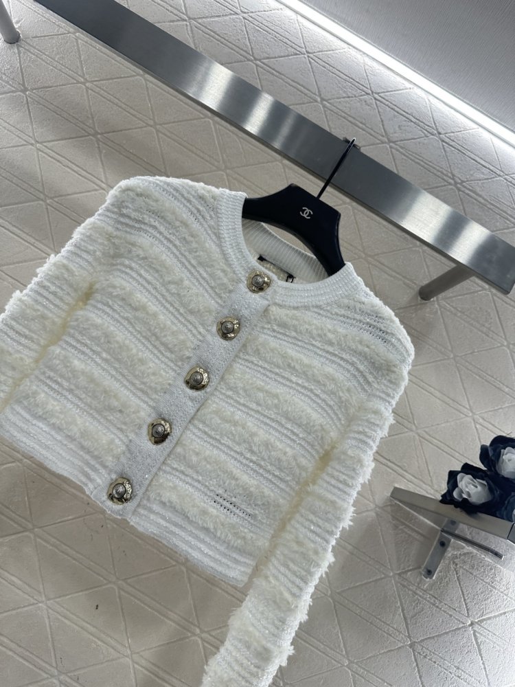 Короткий вязаный кардиган фото 3