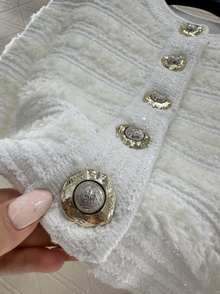 Короткий вязаный кардиган фото 8