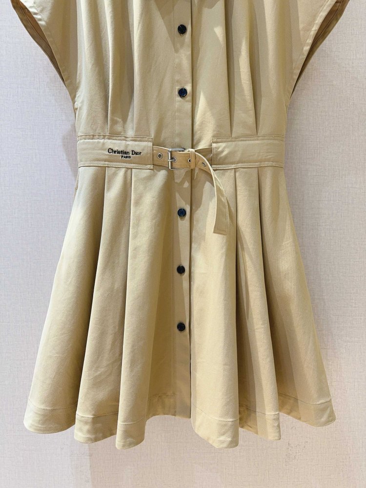 A short dress from Uni lapels фото 3