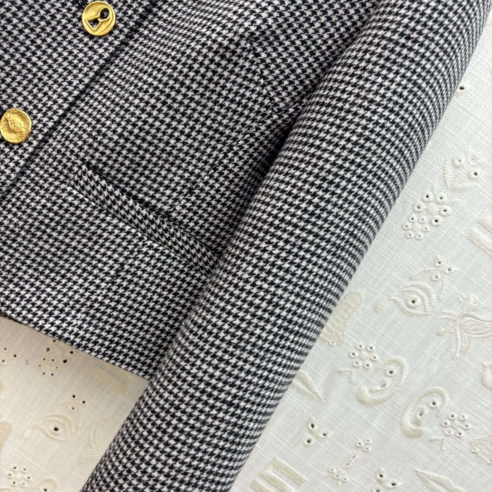 Короткий вовняне пальто в клітку фото 7