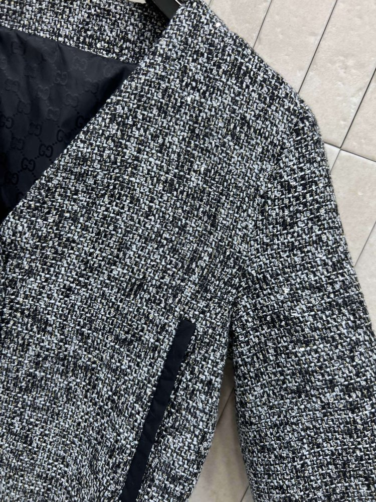 A short твидовое coat women's фото 4