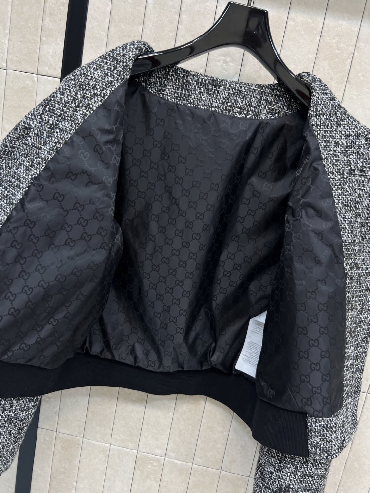 A short твидовое coat women's фото 6