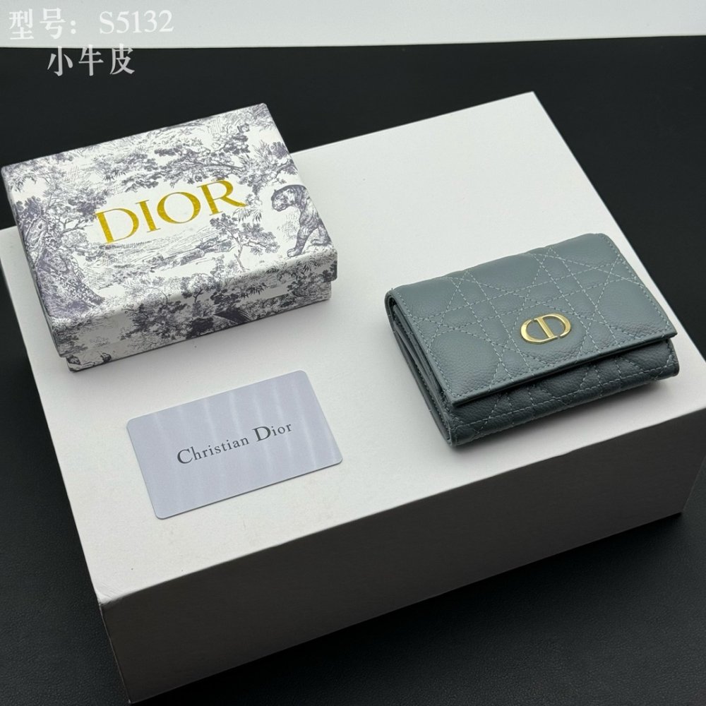 Кошелек Dior Caro