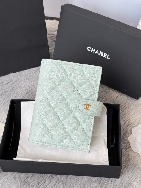 Кошелек кожаный 15х10х3 см