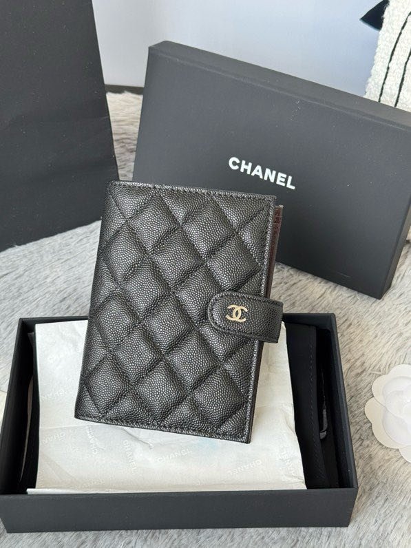 Кошелек кожаный 15х10х3 см