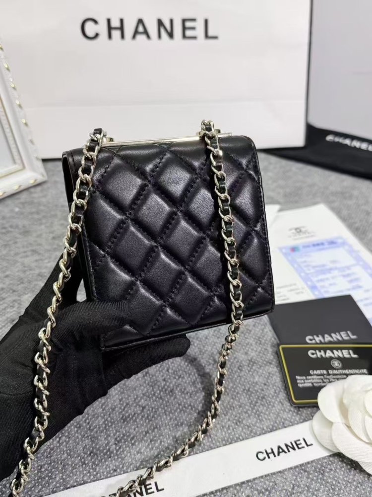 Гаманець шкіряний на ланцюжку фото 2