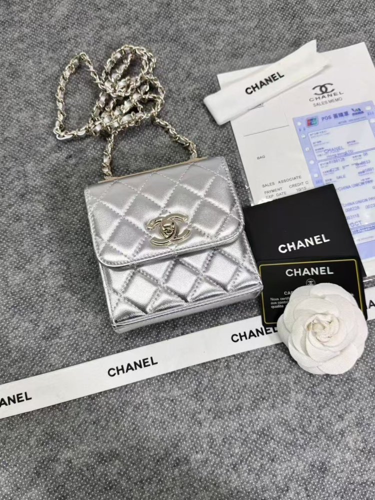 Гаманець шкіряний на ланцюжку фото 4