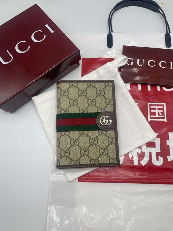 Purse series Ophidia