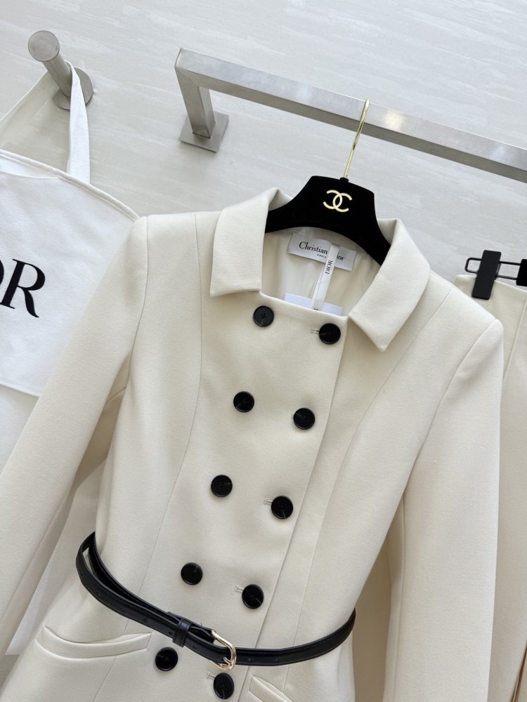 Costume white trousers female фото 3