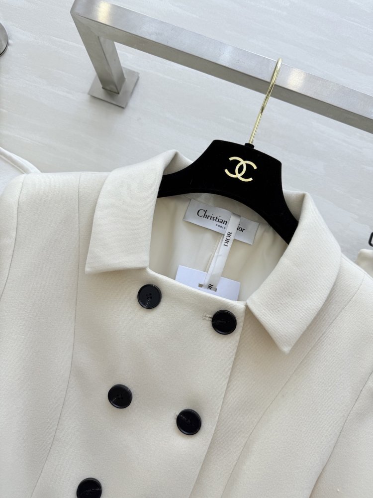 Costume white trousers female фото 5