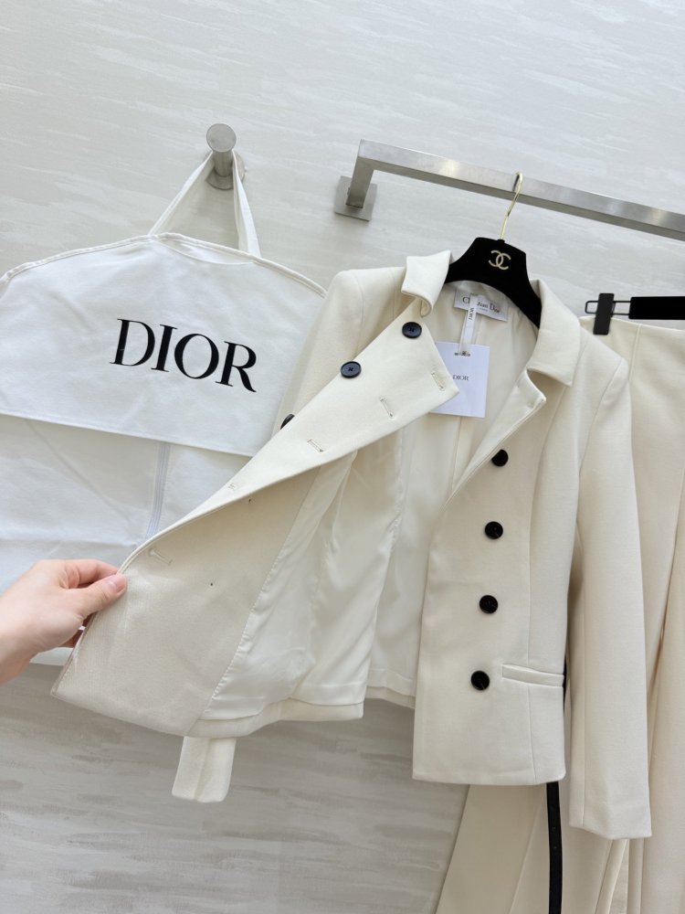 Costume white trousers female фото 9