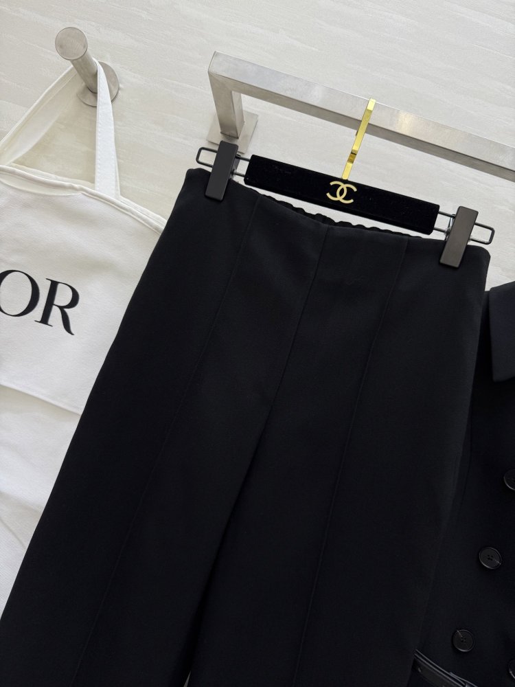 Costume the black trousers female фото 7