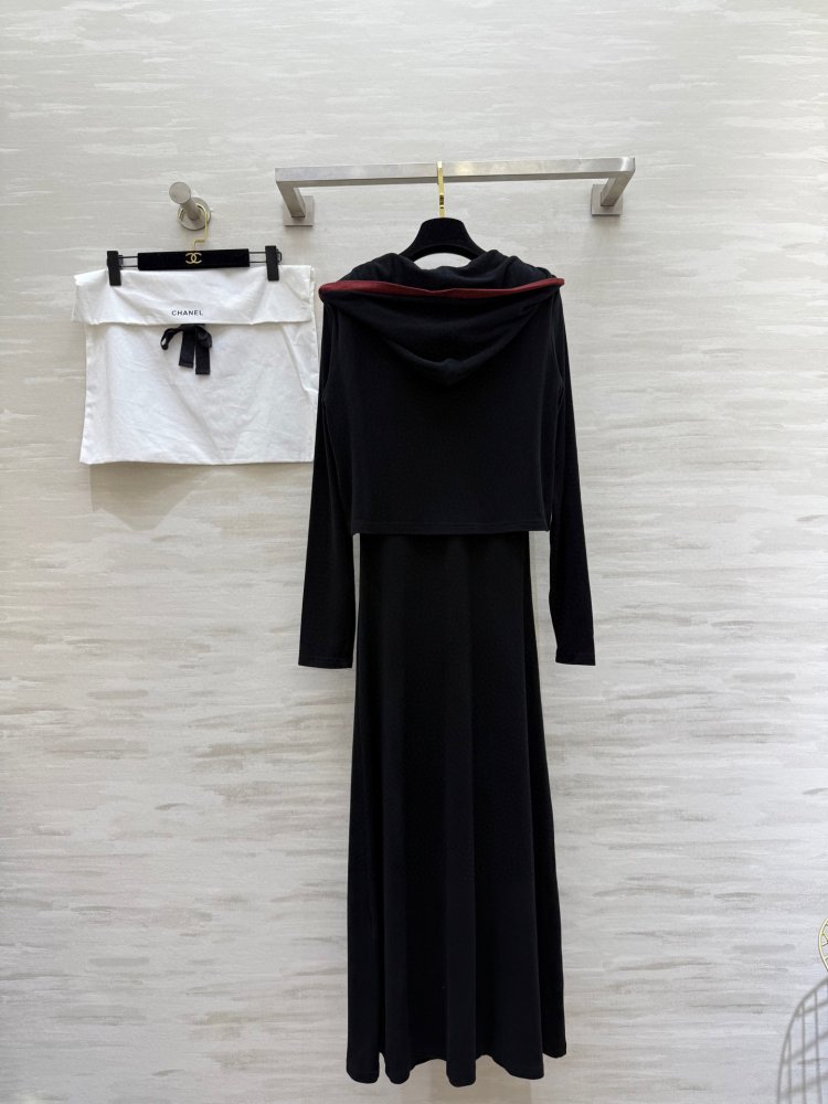 Костюм двойка женский (куртка с капюшоном и макси платье) фото 8