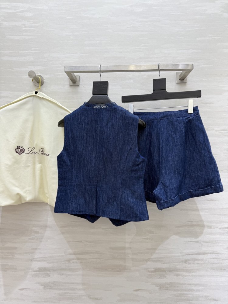 Костюм джинсовий жіночий фото 4