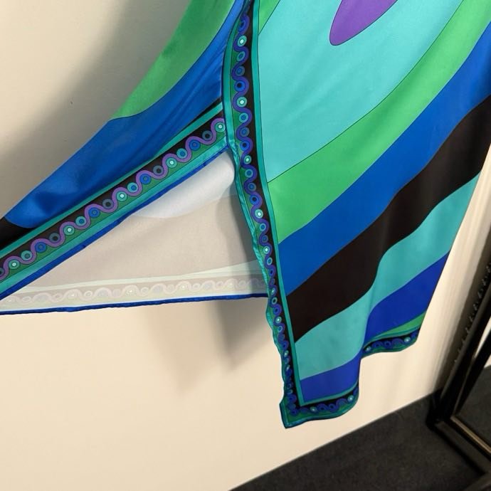 Костюм (юбка и топ) фото 3