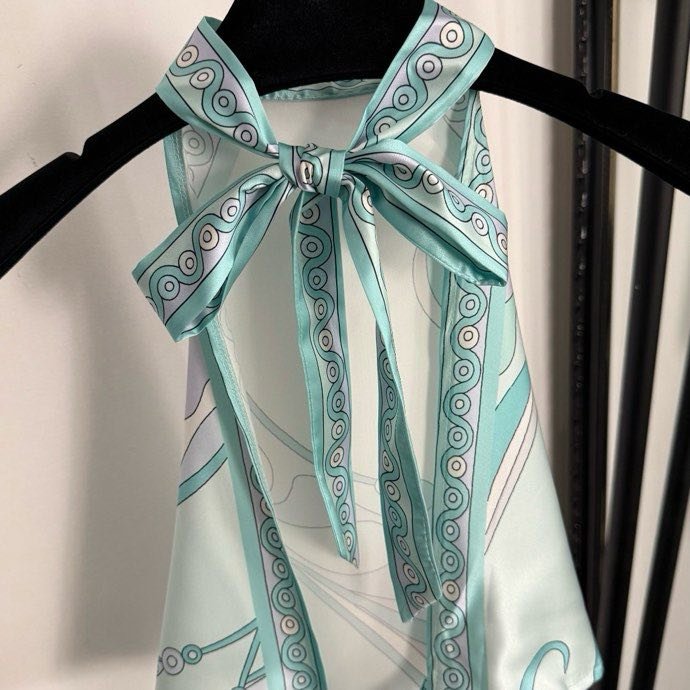 Костюм (юбка и топ) фото 5