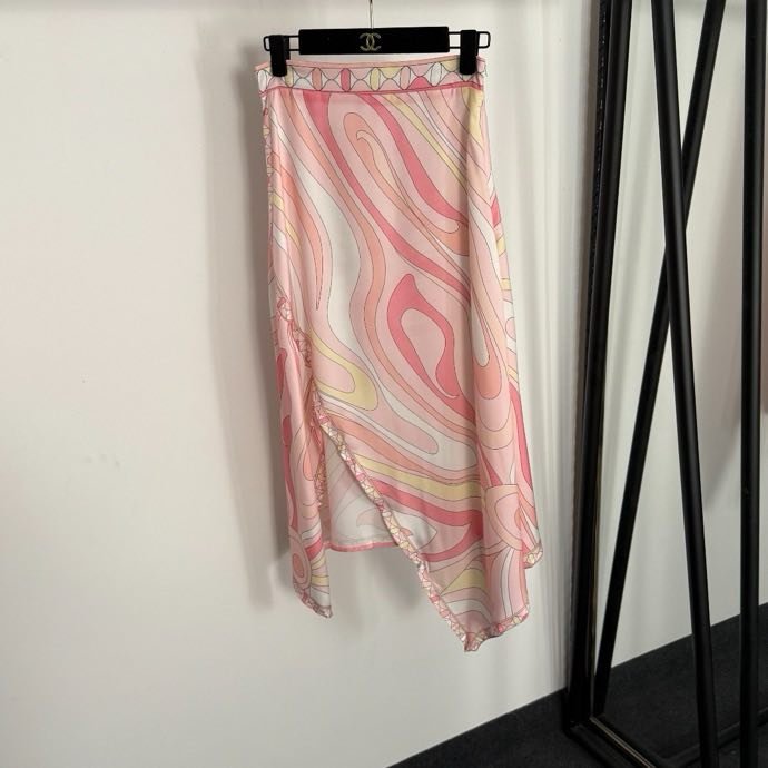 Костюм (юбка и топ) фото 6