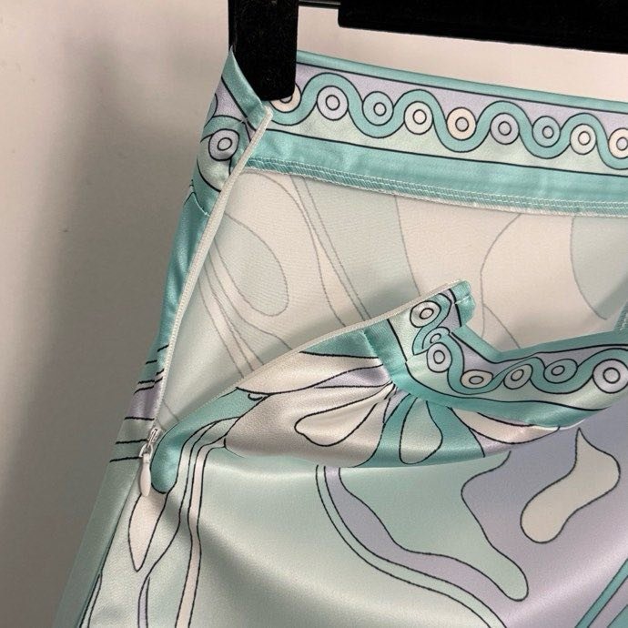 Костюм (юбка и топ) фото 6