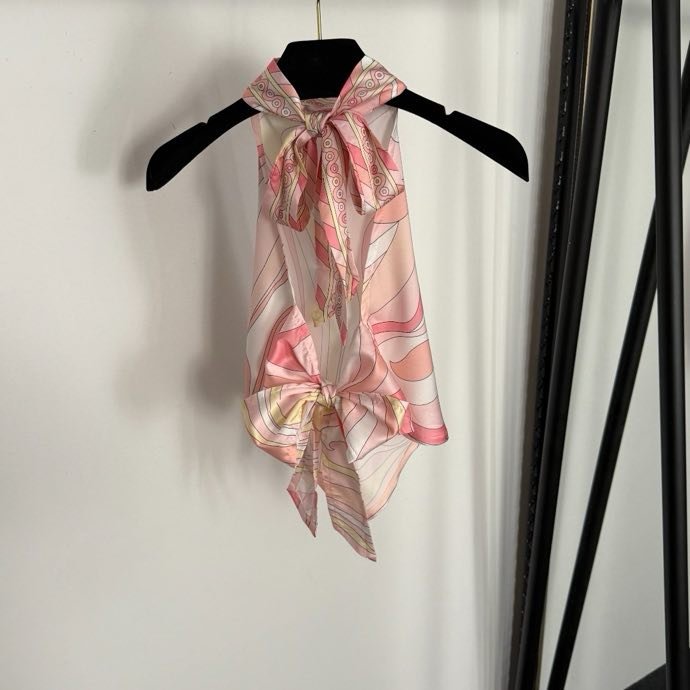 Костюм (юбка и топ) фото 7