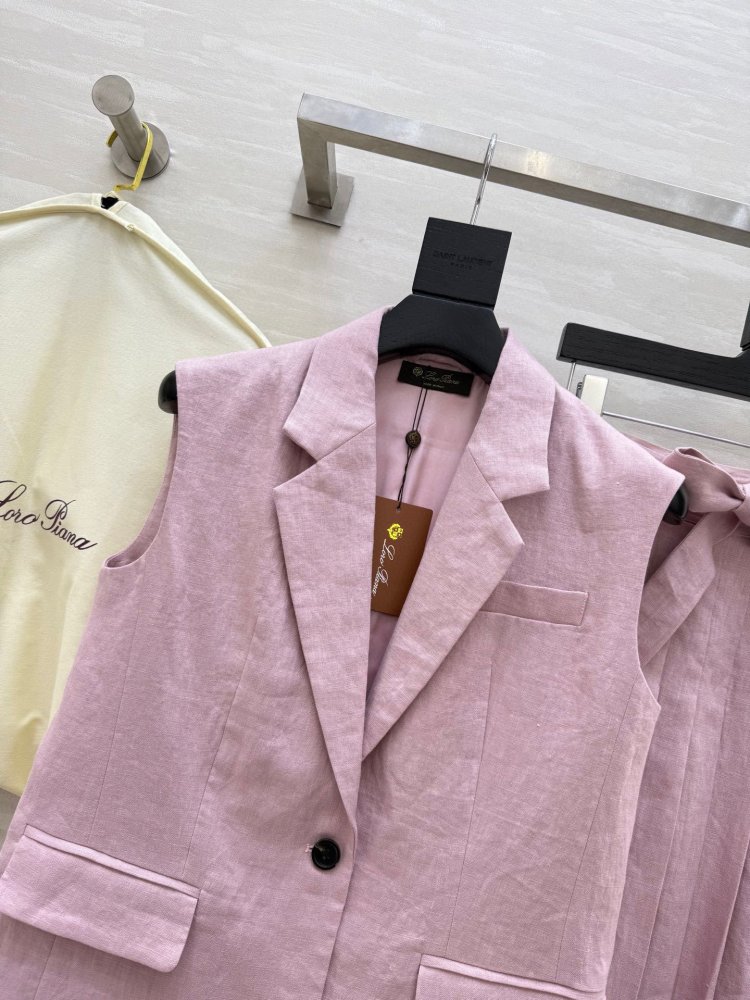 Костюм лляної жіночий (жилет і спідниця) фото 4