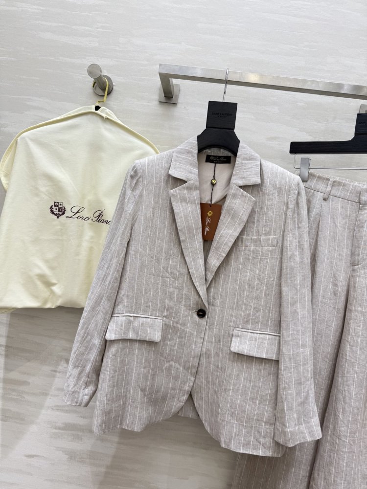 Костюм лляної жіночий фото 2