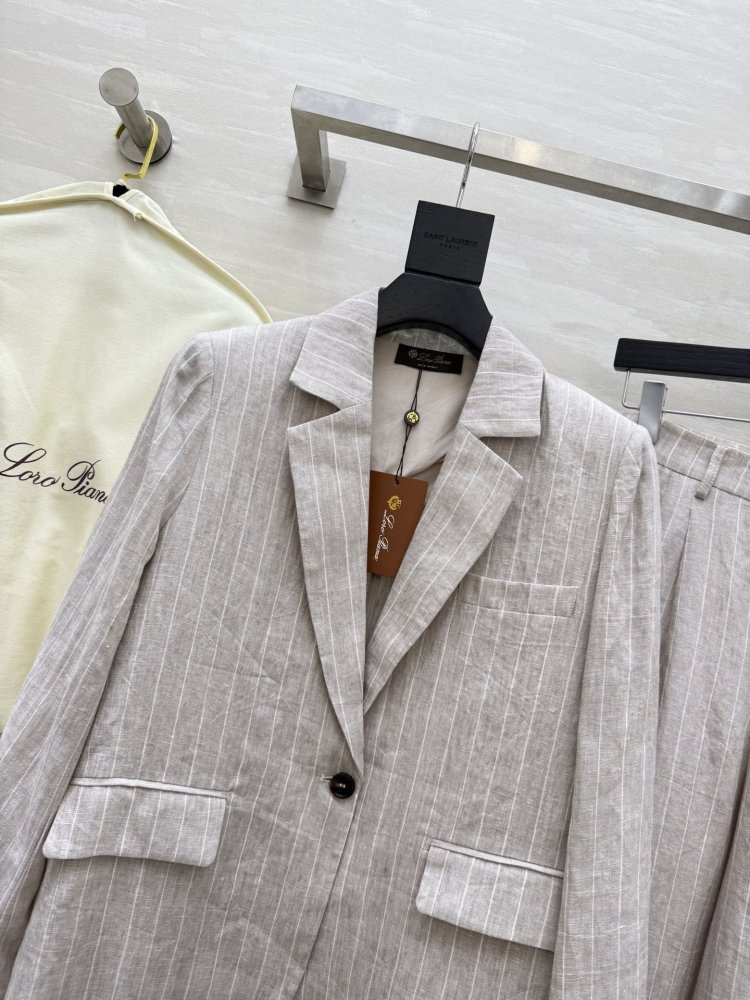 Костюм лляної жіночий фото 4