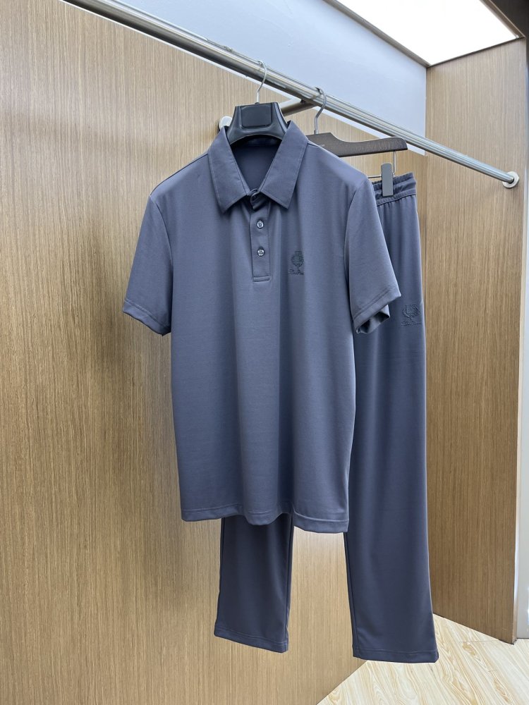 Костюм чоловічий (футболка і брюки)