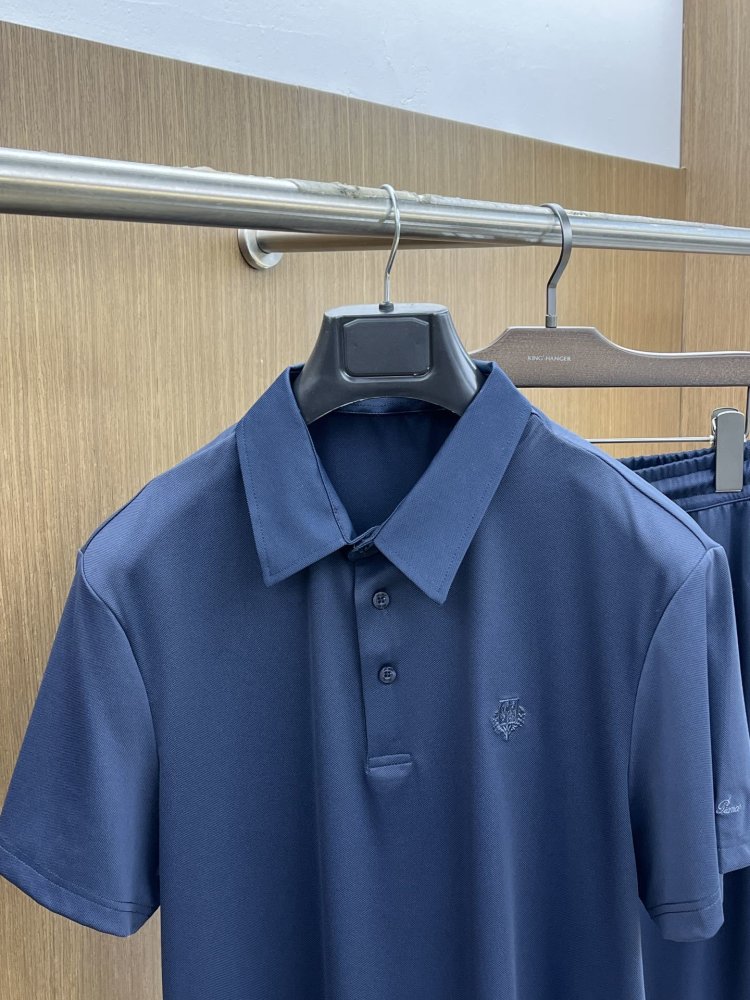 Костюм мужской (футболка и брюки) фото 2