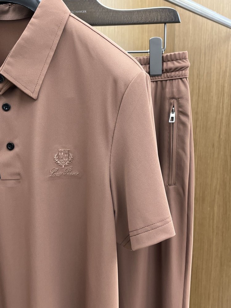 Costume male (T-shirt and pants) фото 3