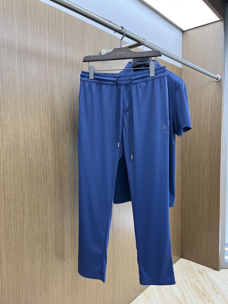 Костюм мужской (футболка и брюки) фото 7