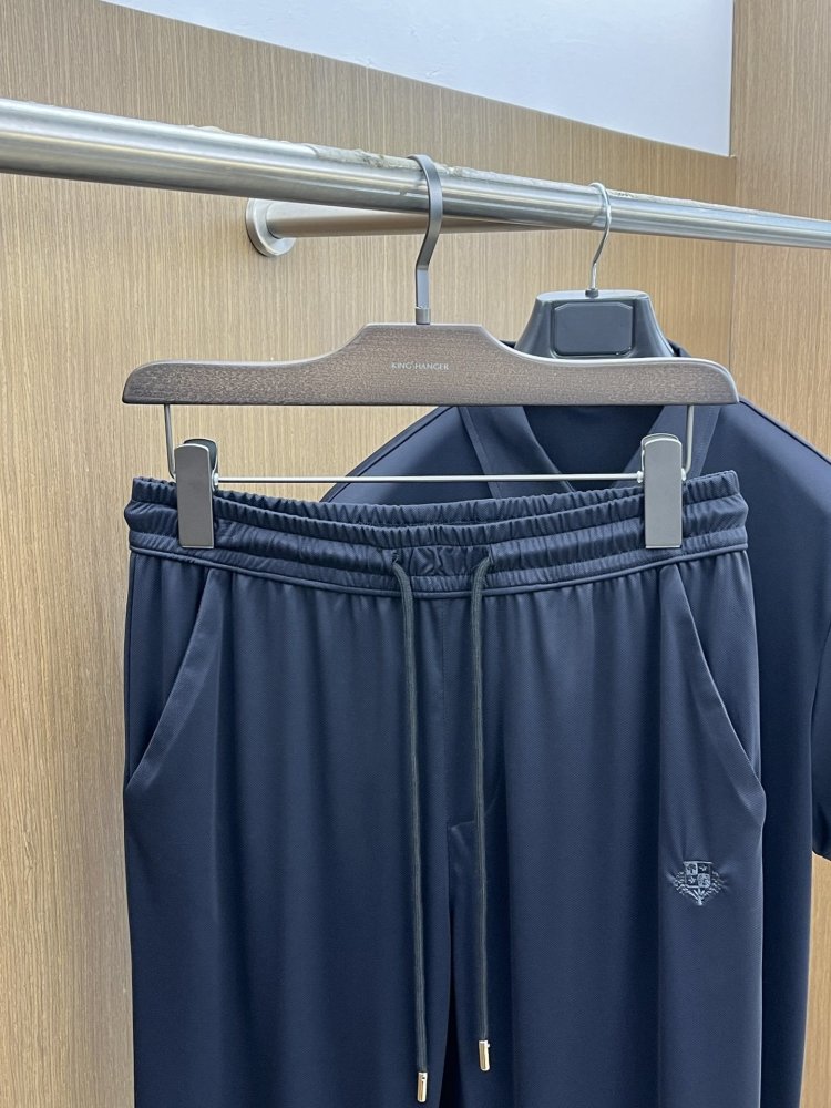 Costume male (T-shirt and pants) фото 8