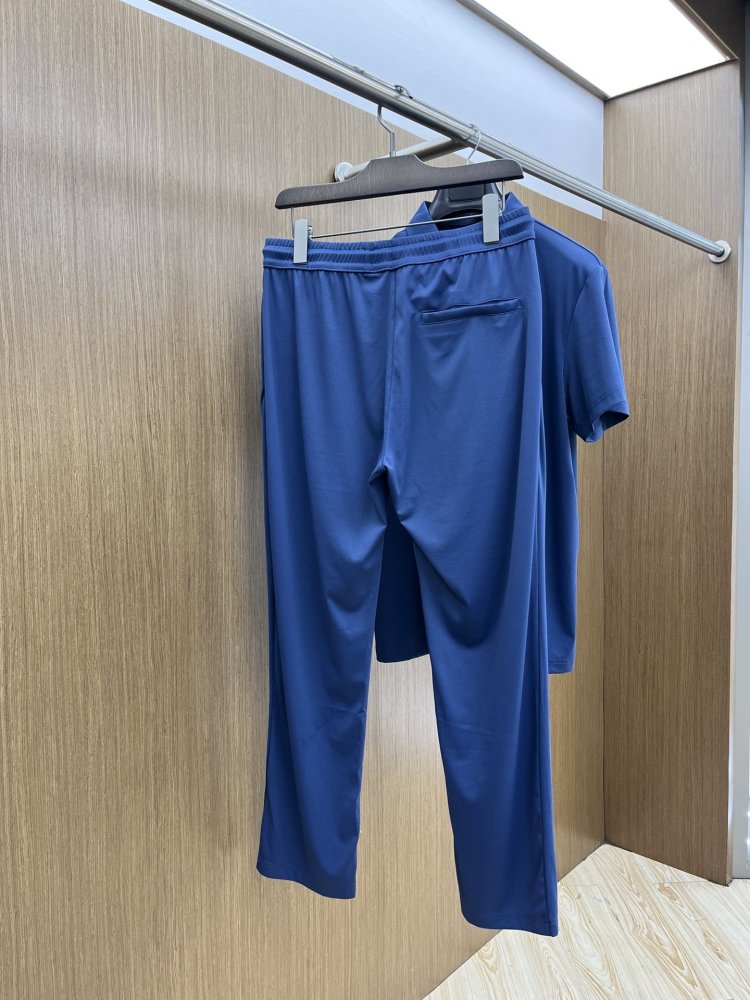 Костюм мужской (футболка и брюки) фото 9